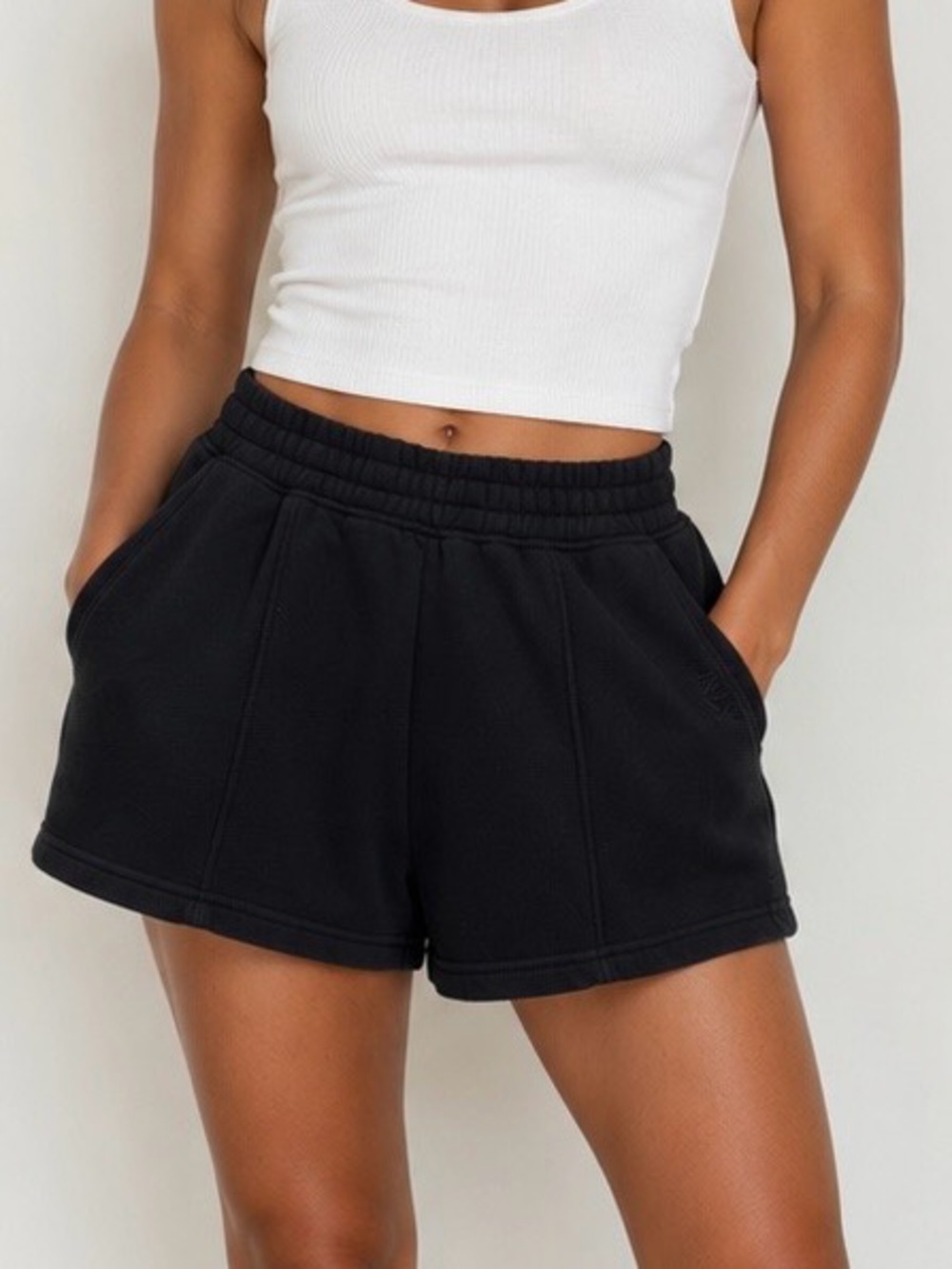 Tia Booth INZY Brand Like New Women’s Black Shorts, Size M